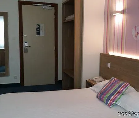 Hotel The Originals City, Les Océanes, Lorient